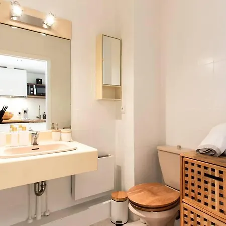 Studio Massenet, 1 Min From The Beach * Nice